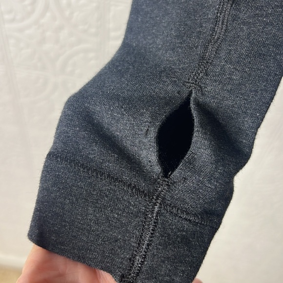 Lululemon Women Iconic Wrap Cross Front Top SZ 6 Long Sleeve Heathered Black - Picture 6 of 9